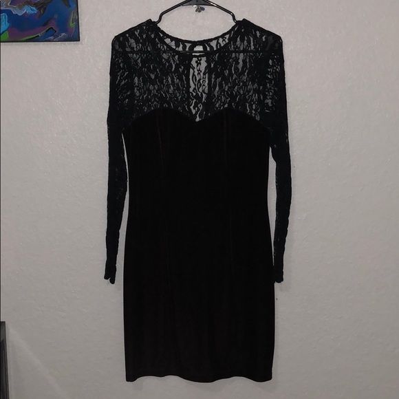 Red Velvet Dress - Picture 1 of 4